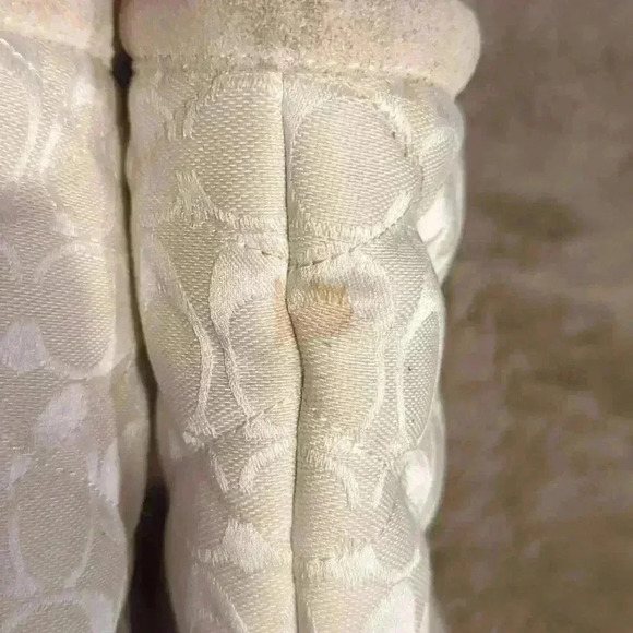 Coach Women's White Boots, size 7.5 - Picture 6 of 11